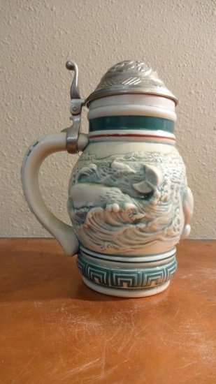 Avon Endangered Species Sperm Whale Stein