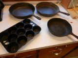 Griswold #10 Muffin Pan, 2 Griswold 10