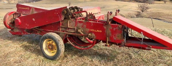 New Holland 273 square hay baler