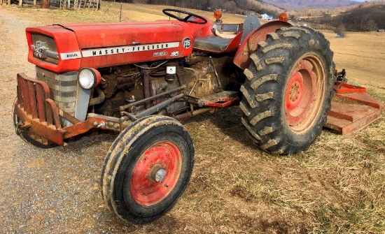 Massey Ferguson 135 Diesel Tractor, power steering 1 set of dual remote hyd outlet, 2,089 hours