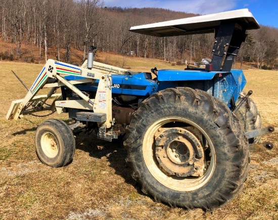 New Holland 7610 Tractor with Farmhand front end loader