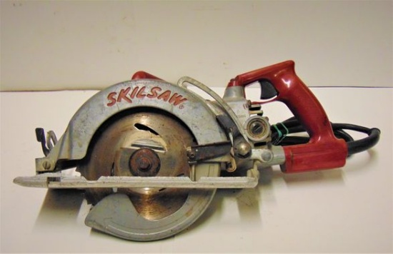 Skill SHD77M Worm Drive Circular Saw