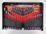 GEARWRENCH SAE/Metric Combination Ratcheting Wrench Set (32-Piece)