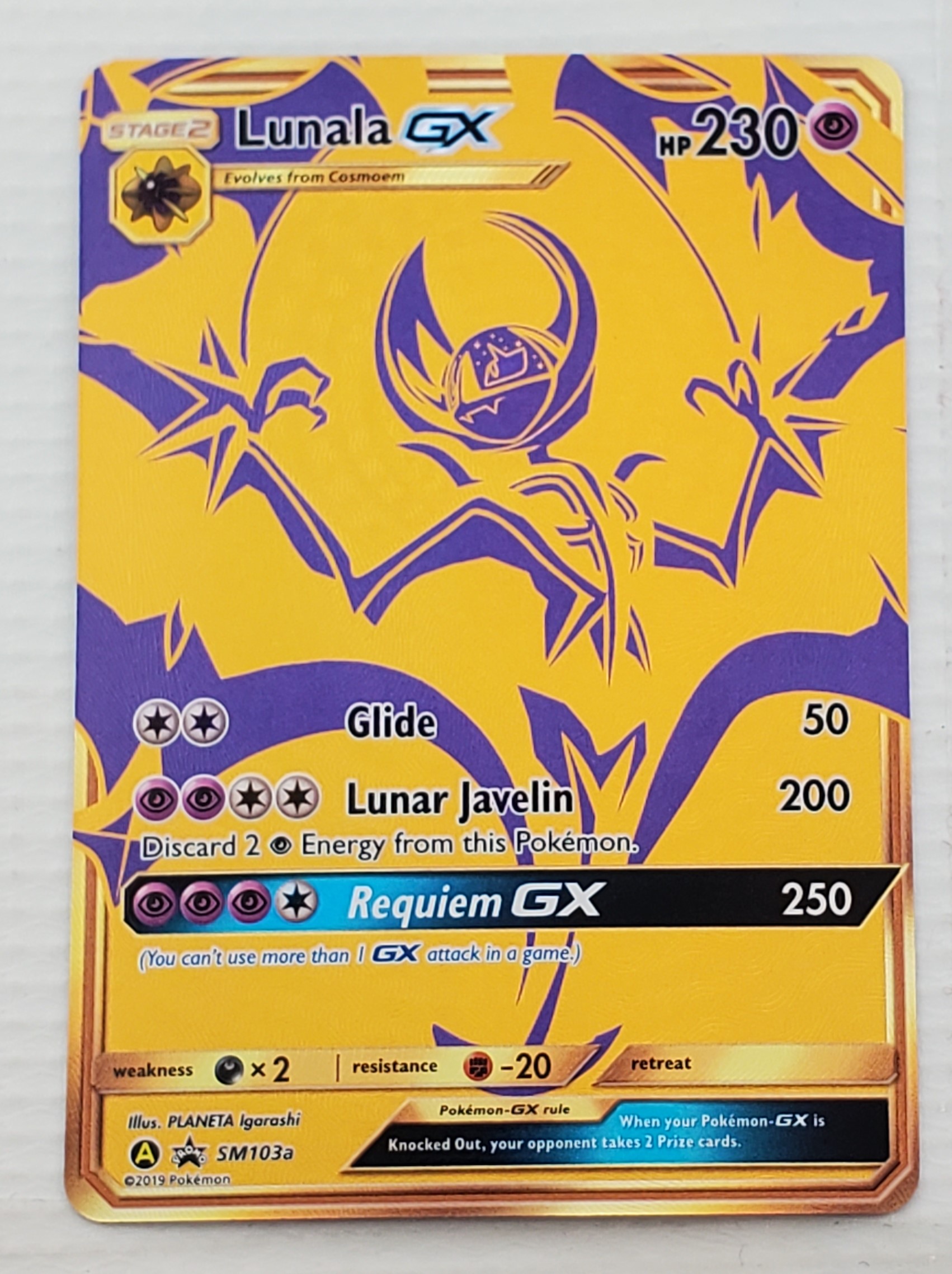 Pokemon Lunala GX