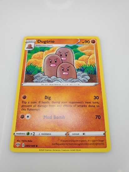 Dugtrio Stage 1 Pokemon Card