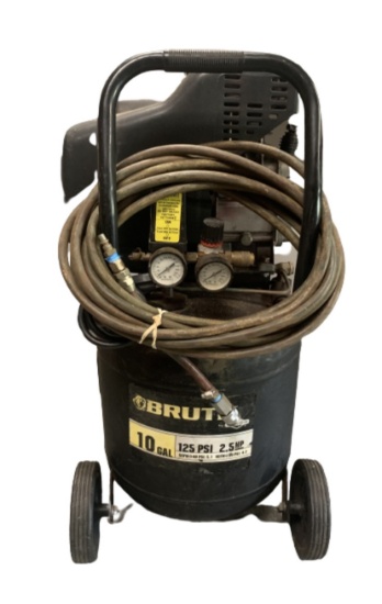 BRUTE 10 GALLON AIR COMPRESSOR