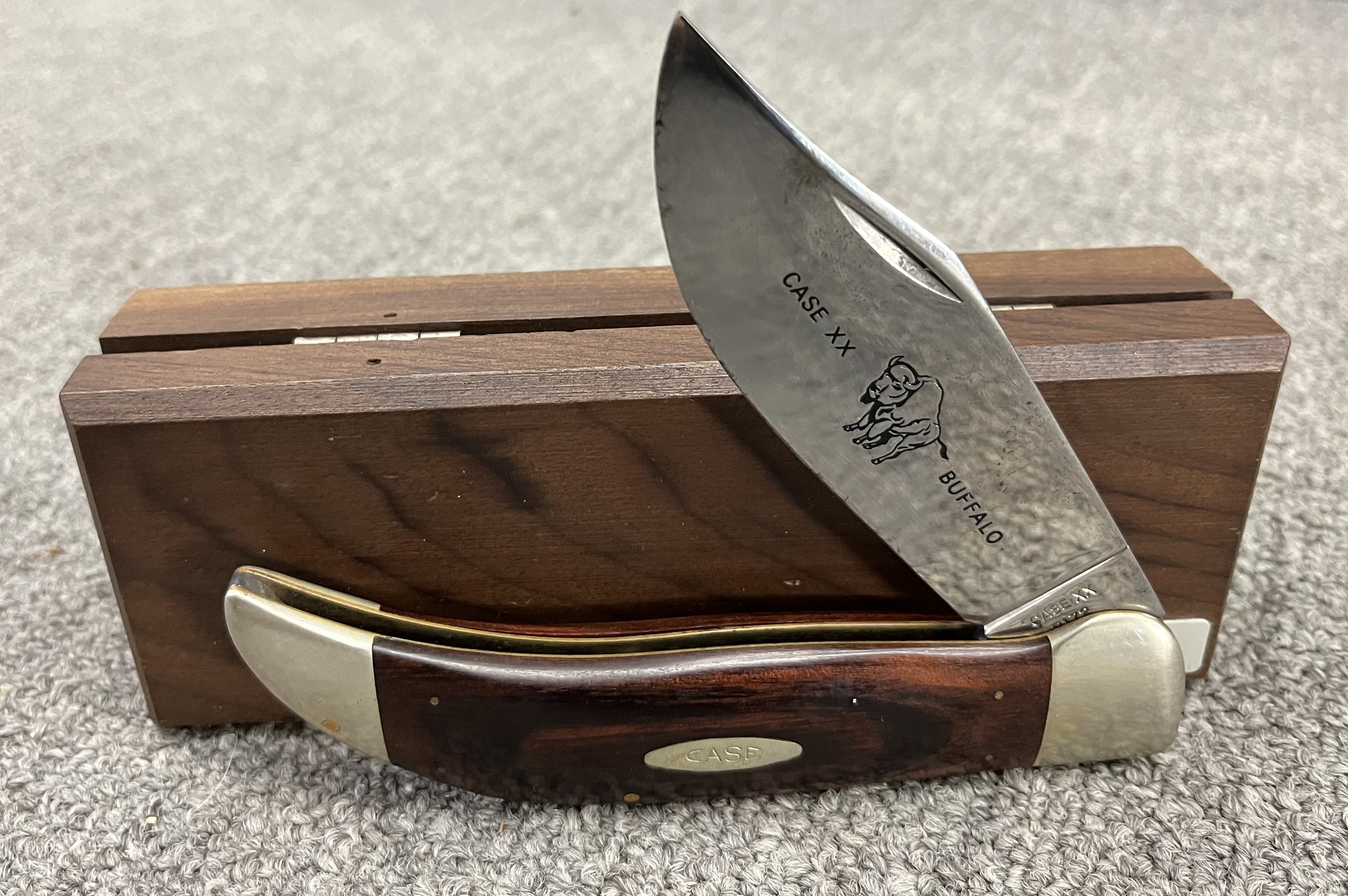 CASE XX BUFFALO KNIFE 1965-69 WITH CASE | Proxibid