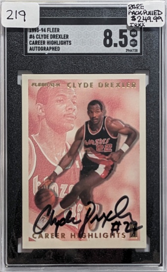 ULTRA RARE PACK PULLED1993-94 FLEER #6 CAREER HIGHLIGHTS CLYDE DREXLER AUTO CARD SGC 8.5 NM-MT+