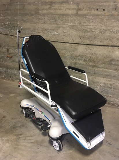 2002 Stryker 5050 Stretcher Chair 400lb Load Capacity s/n: 0211 043234