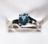 14kt WHITE GOLD TOPAZ RING - SIZE 6