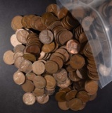 1000 Mixed Date Circulated Wheat Cents.