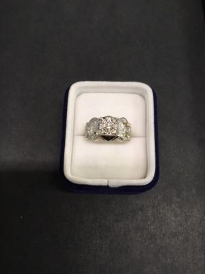Men's 10kt Ring With Diamonds