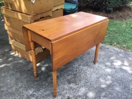 Pegged Drop Leaf Pine Table