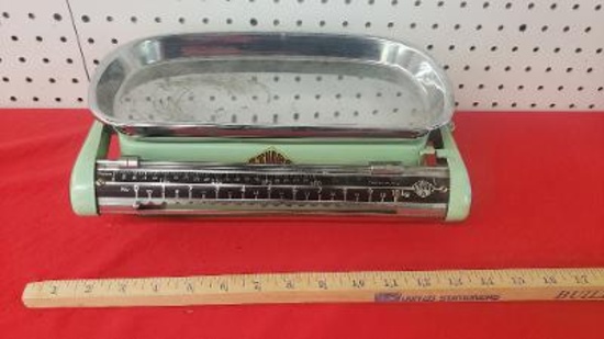 Vintage Stube Scales