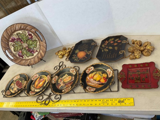Decorative Plates, Racks