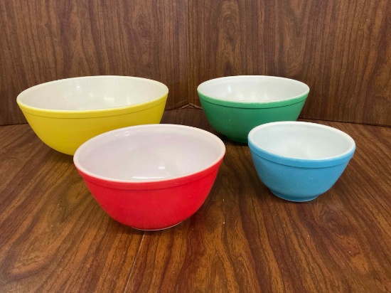 Pyrex Primary Colors Bowls