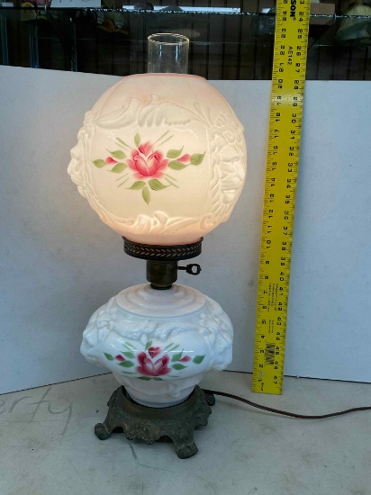Gone with the wind style lamp