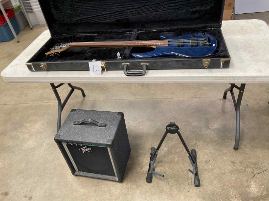 Dean Bass Guitar, Peavey Amp