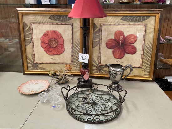Pictures, lamp, etc