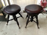 2 Organ Stools