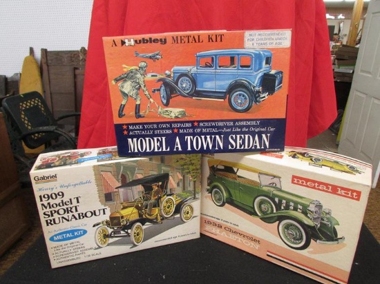 1 Hubley Metal Kit, Model A Town Sedan, 2 Gabriel Metal Kit