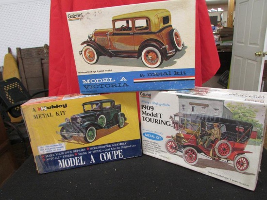 Lot of 3 Model Cars, 1- Hubley Metal Kit Model A Coupe