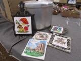 5 square photo plates, 1 large pot, see photos for details