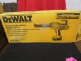 Dewalt Heavy Duty 18v Cordless adhesive gun kit,