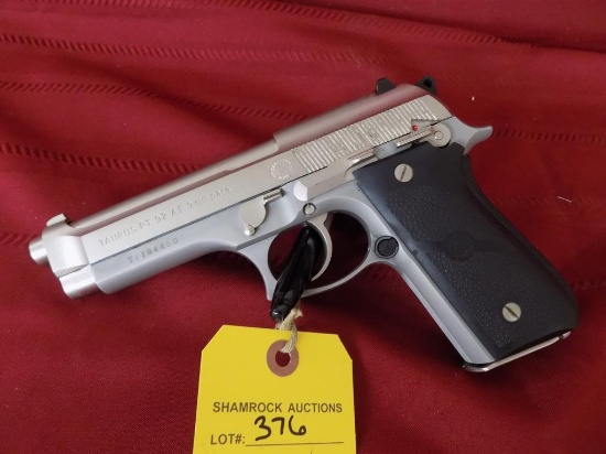 Taurus/Taurus int mfg. 92 AF 9mm para pistol. sn: T1194480