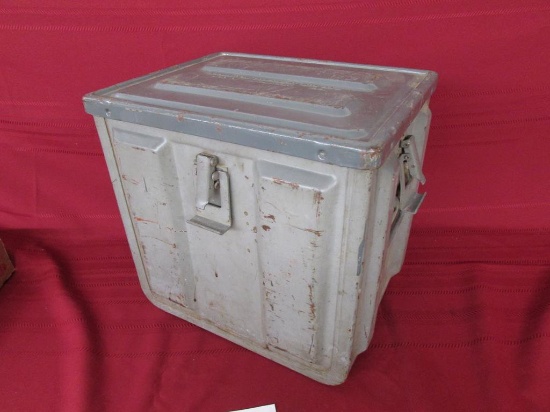 1 very large ammo can