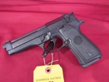 Beretta USA Corp. model 96. 40 cal. semi-auto pistol. sn:BER034711M