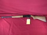 Winchester Model 190, 22 L or LR. Semi-auto rifle. sn: B1358677