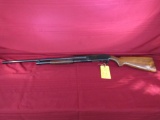 Winchester model 12. 12 ga pump shotgun sn: 883614
