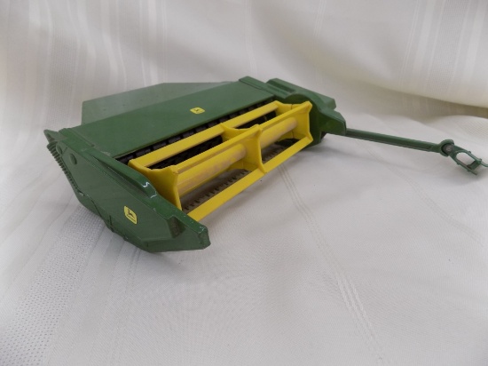 Ertl John Deere Mower Stock #596, metal &