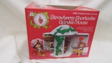Kenner Strawberry Shortcake garden house