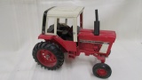 Ertl International 1586 tractor stamped 3058