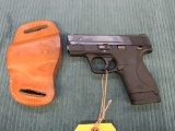 Smith & Wesson M&P 40 Shield 40 cal pistol,