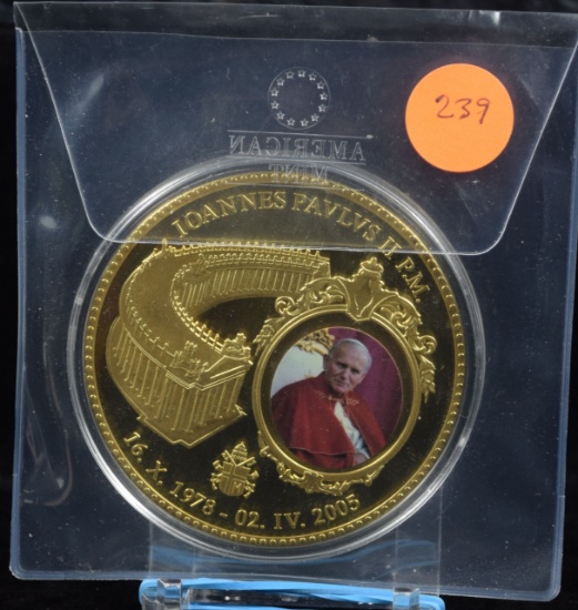 Vatican Pope Medal Large Golden 2005 w/ Pope CH Proof