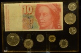 19 Swiss Francs in Currency & Coins
