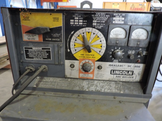 LINCOLN ARC Welder  --  IdealARC DC-400