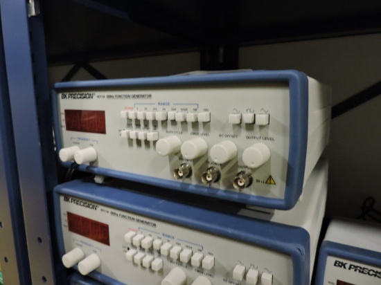 BK Precision 4011A -- 5 Mhz Function Generator