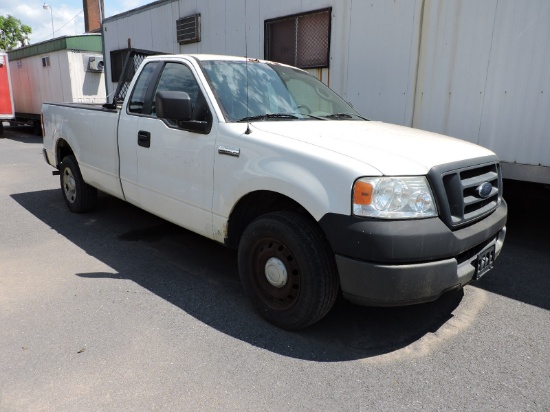 2005 Ford F150 XL Regular Cab Pickup 2WD Automatic 152Kmi