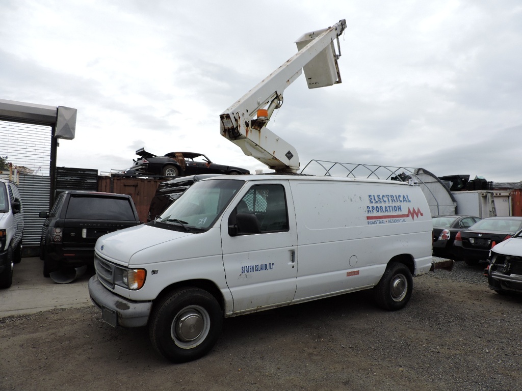 1997 ford e350 bucket lift van 29 ft platform height auctions online proxibid 1997 ford e350 bucket lift van 29 ft