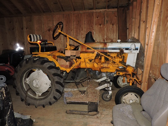 International Harvester CUB - Full Size Farm Tractor