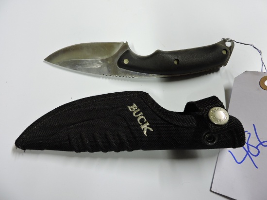 BUCK Hunting Knife with Sheath - 3.5" Blade