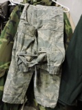 Camouflage Pants - Size: 32 (Regular) / Extended Cold Weather Camouflage