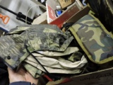 Lot of Hunting Gear: Belt, Poncho and a Desert Camouflage Jacket (L)