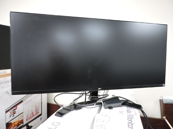 LG UltraWide Monitor - 34\
