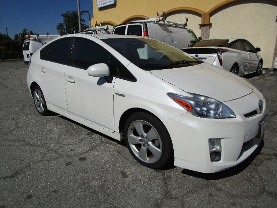 2010 Toyota Prius 4-Door Hatchback - Hybrid - 132,427 Miles - Runs and Drives Well