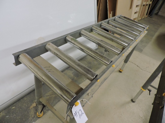 5.5 Foot Rolling Conveyor Table - Adjustable Height